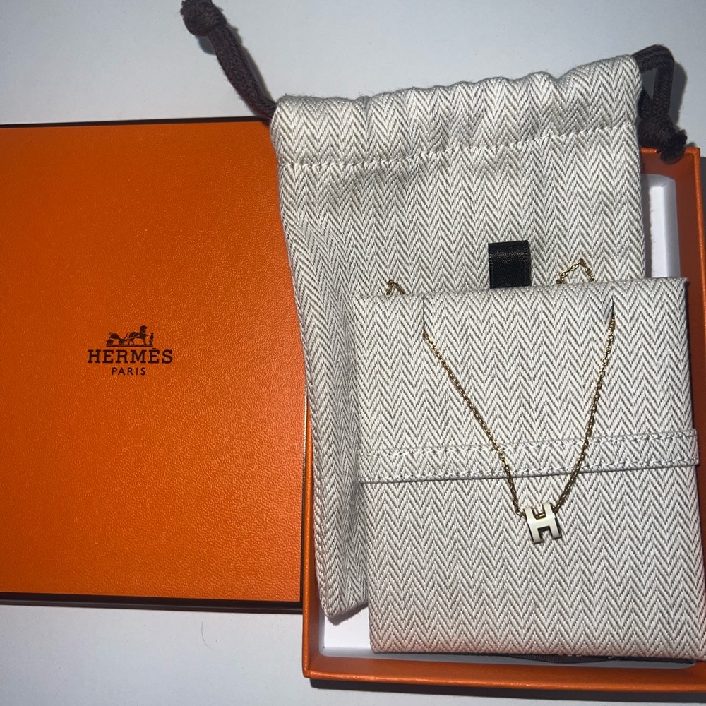 Hermes mini pop H necklace